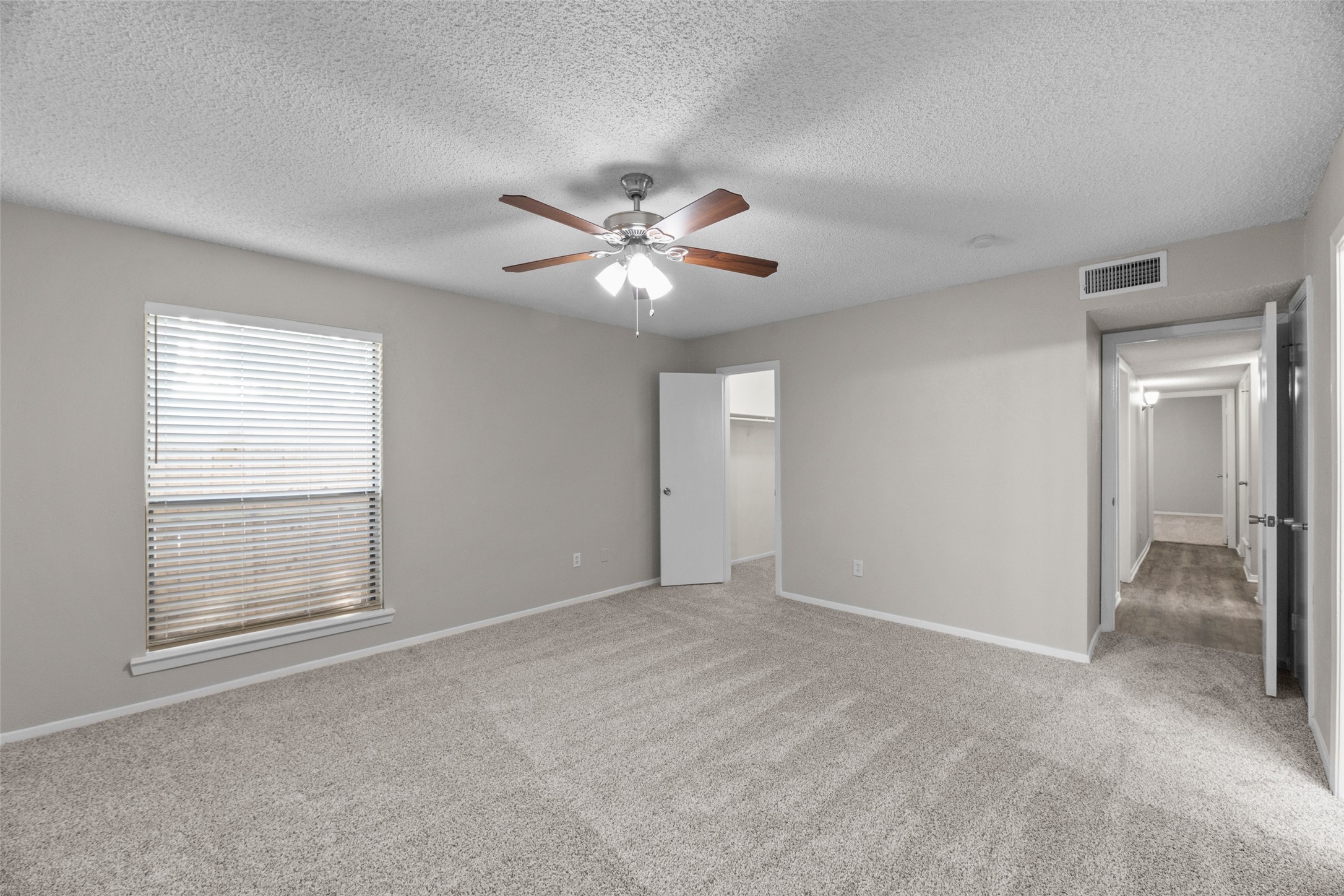 2011 Lavon Creek Lane Arlington TX 76006