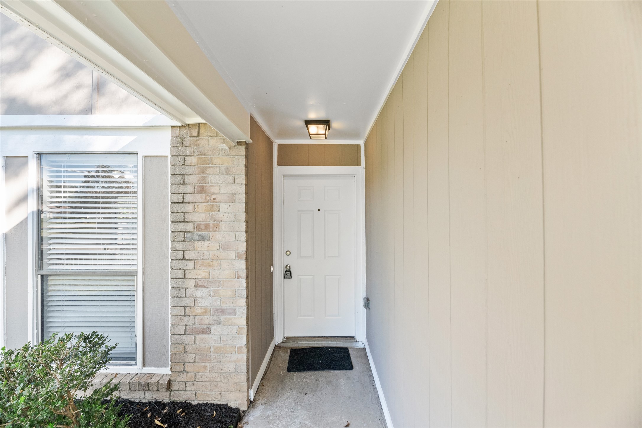2011 Lavon Creek Lane Arlington TX 76006