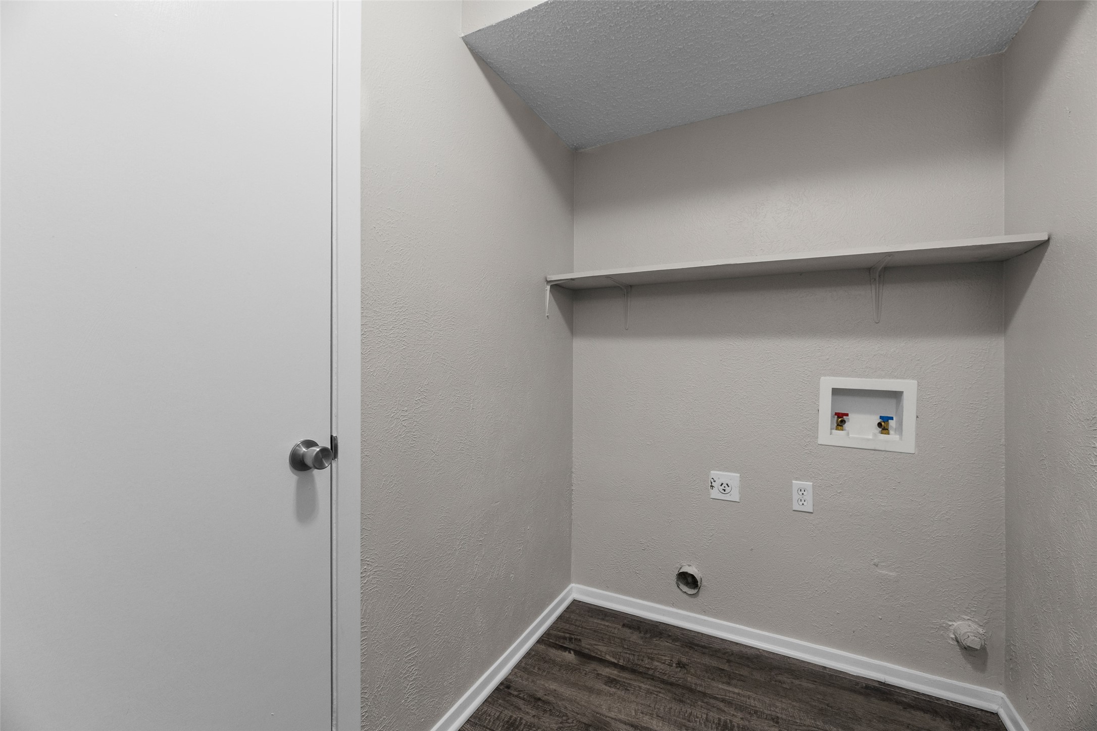 2011 Lavon Creek Lane Arlington TX 76006