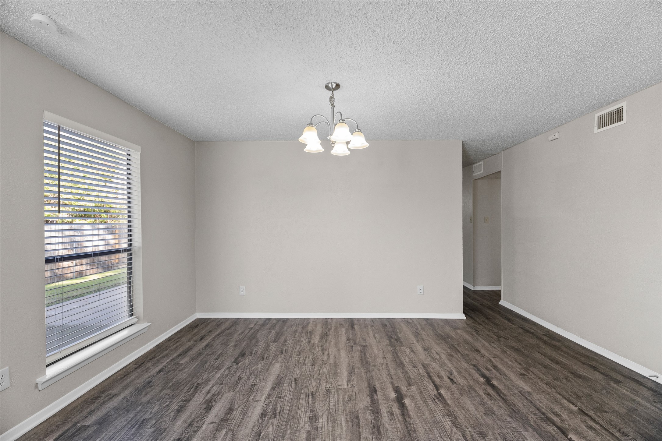 2011 Lavon Creek Lane Arlington TX 76006