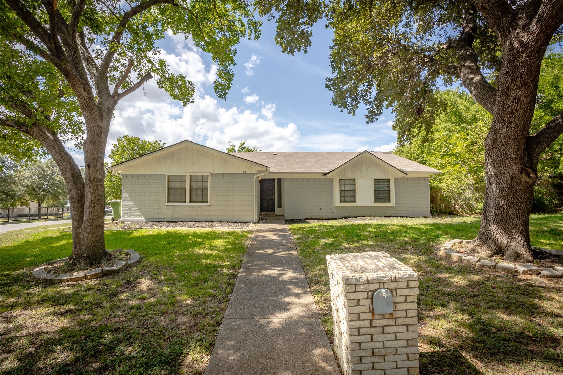 7701 Bogart Drive North Richland Hills TX 76180