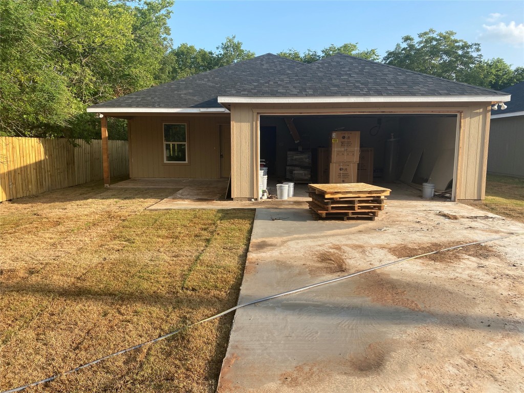 307 W Oak Street Whitewright TX 75491