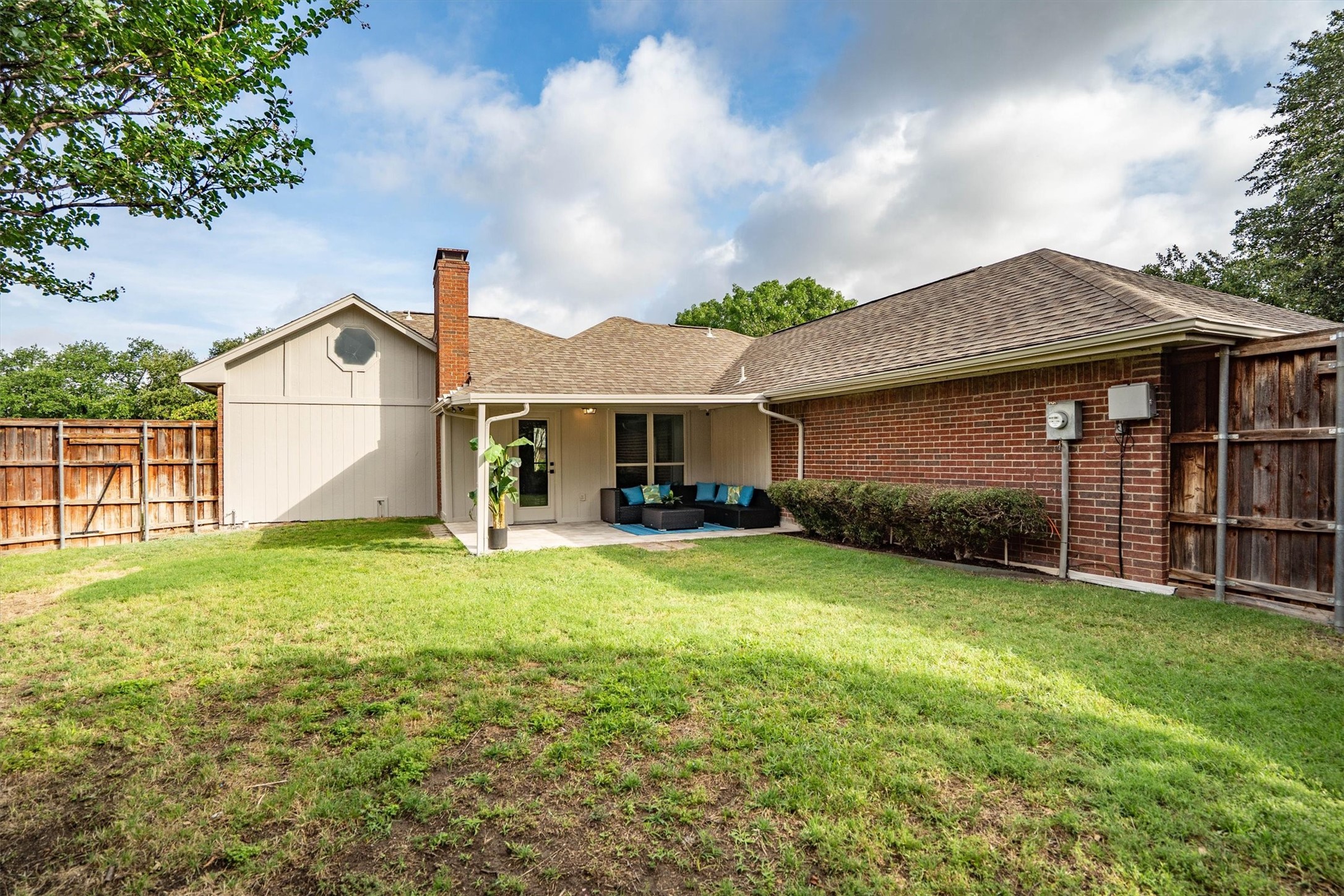 1902 Lansdown Drive Carrollton TX 75010