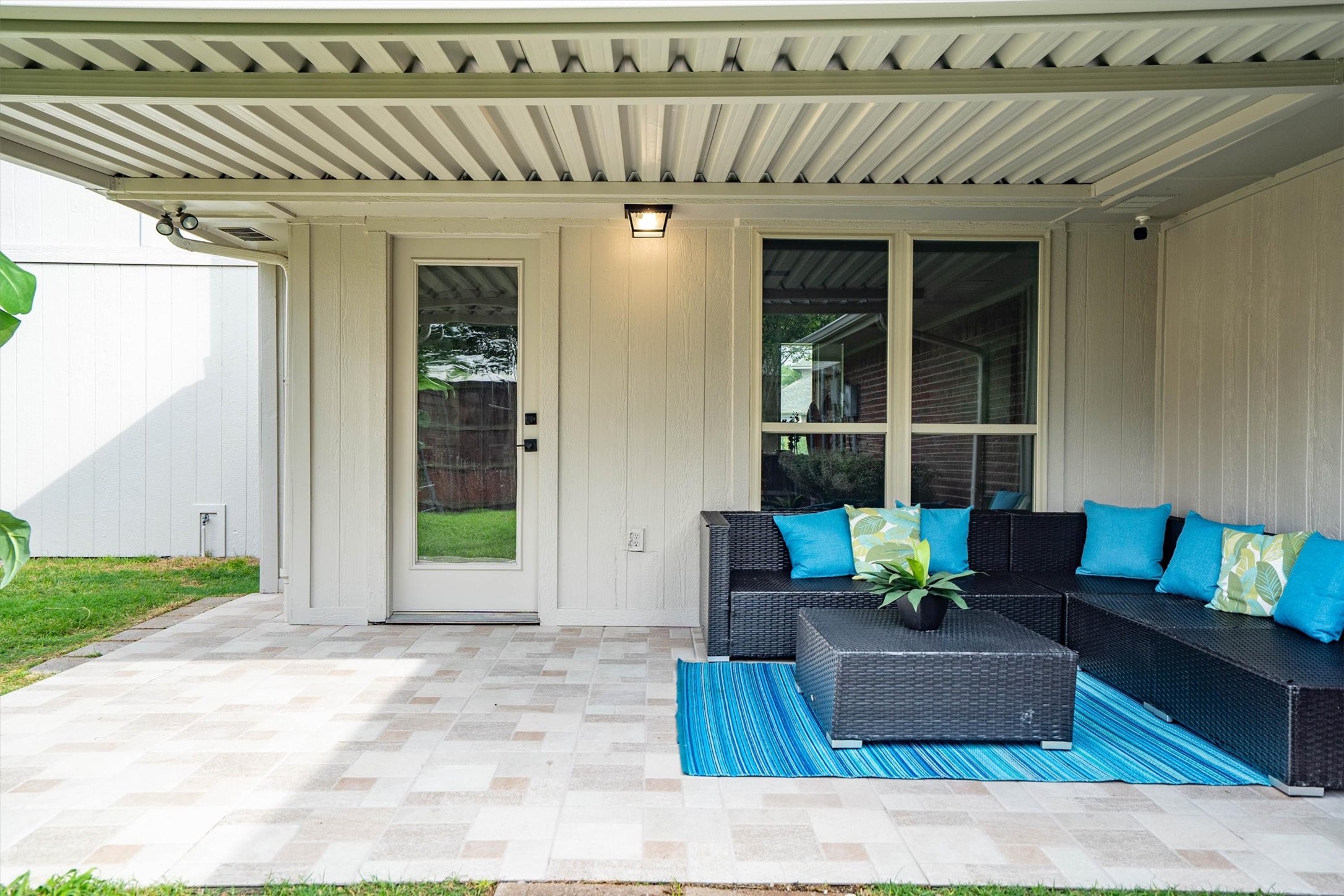 1902 Lansdown Drive Carrollton TX 75010