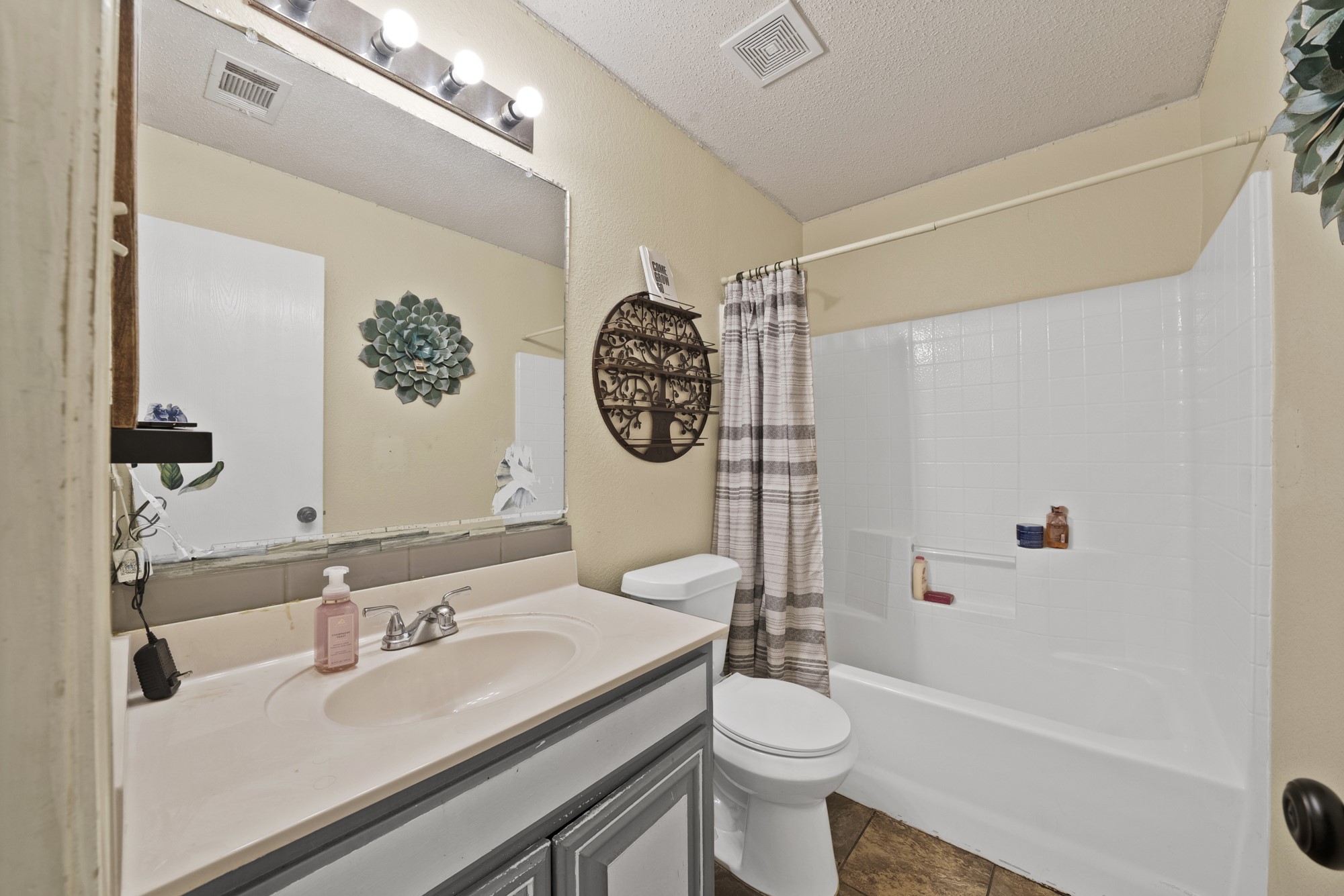 1631 Mt Zion Drive Arlington TX 76018