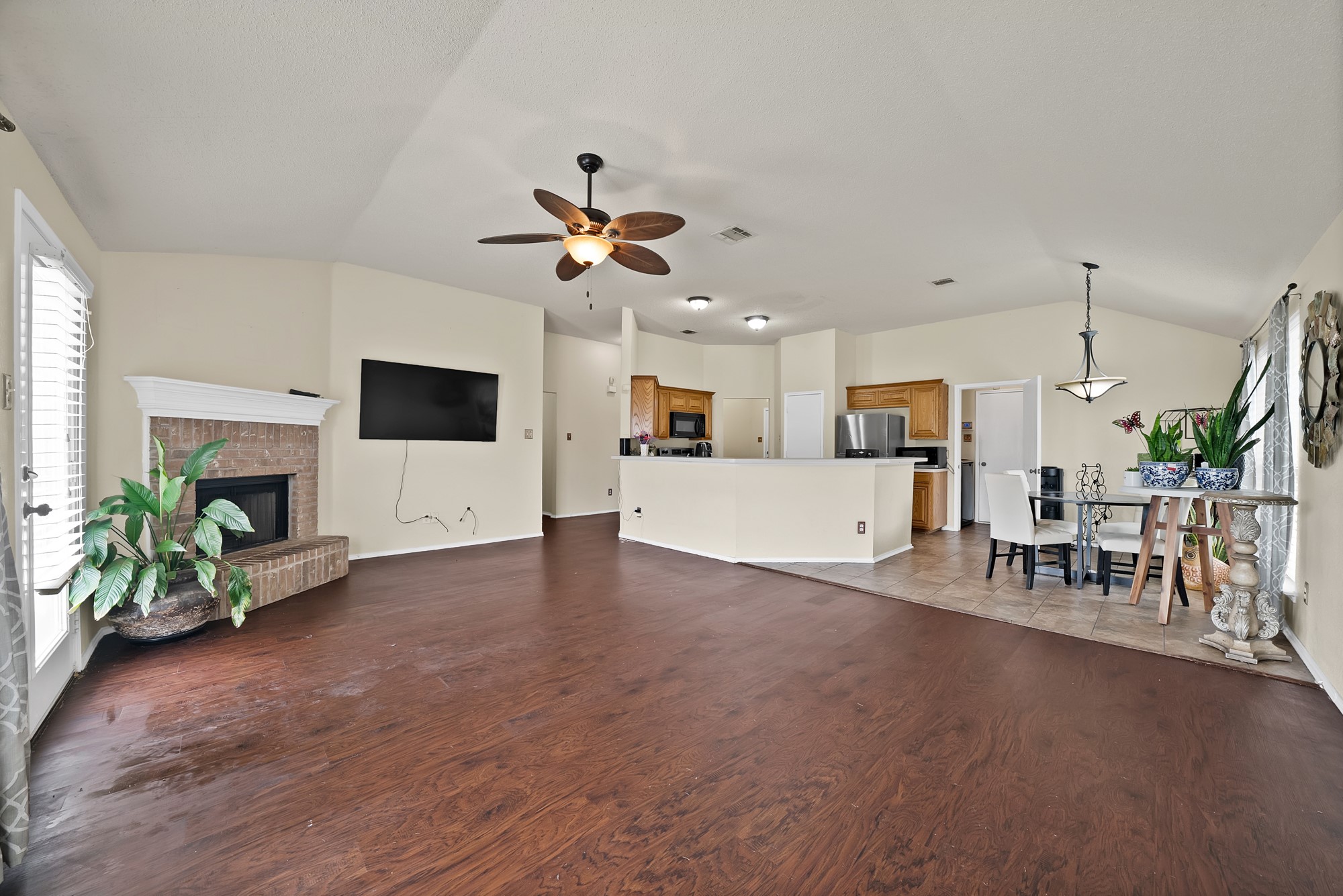 1631 Mt Zion Drive Arlington TX 76018