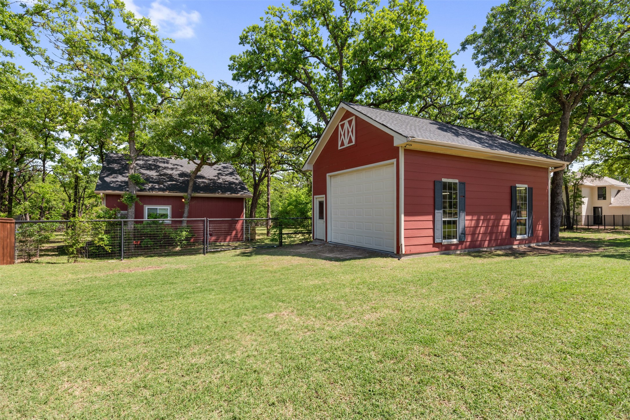 200 Shadow Wood Drive Argyle TX 76226