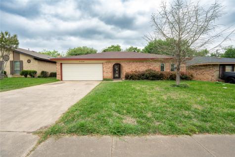217 Old Hickory Drive Irving TX 75060