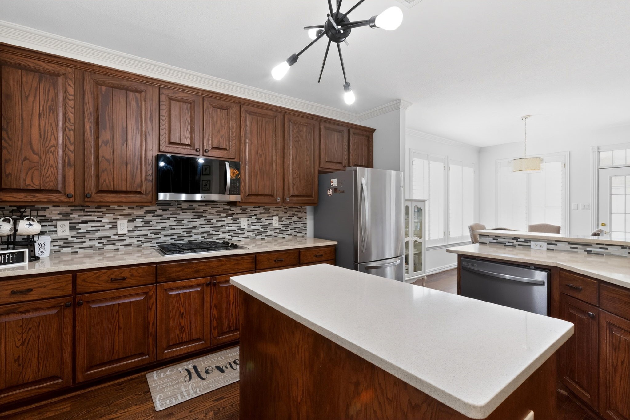 6921 Tartan Trail Garland TX 75044