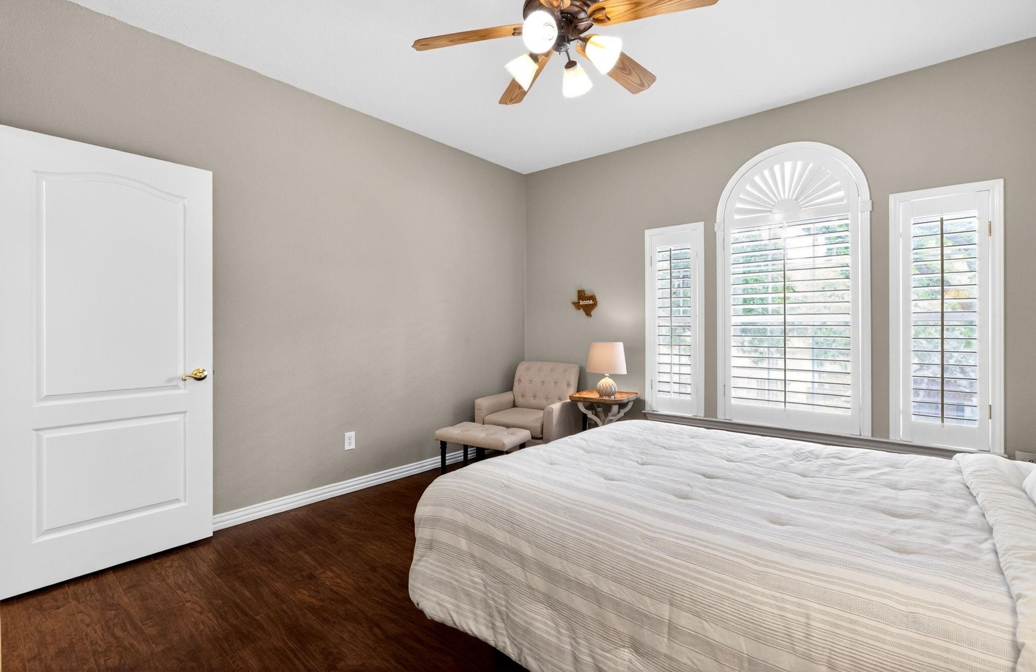 6921 Tartan Trail Garland TX 75044
