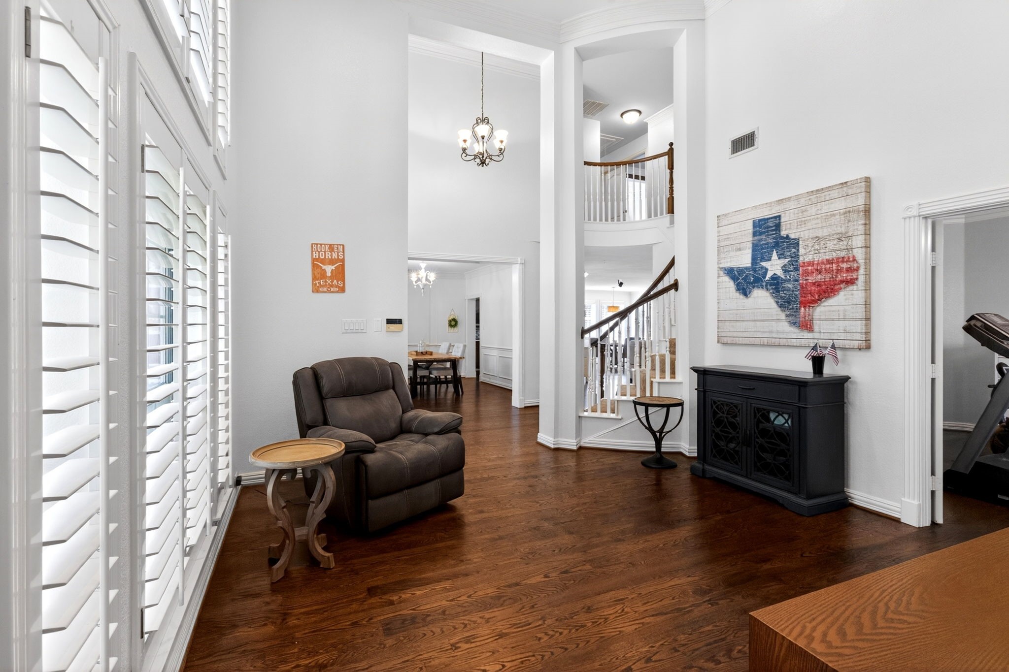 6921 Tartan Trail Garland TX 75044