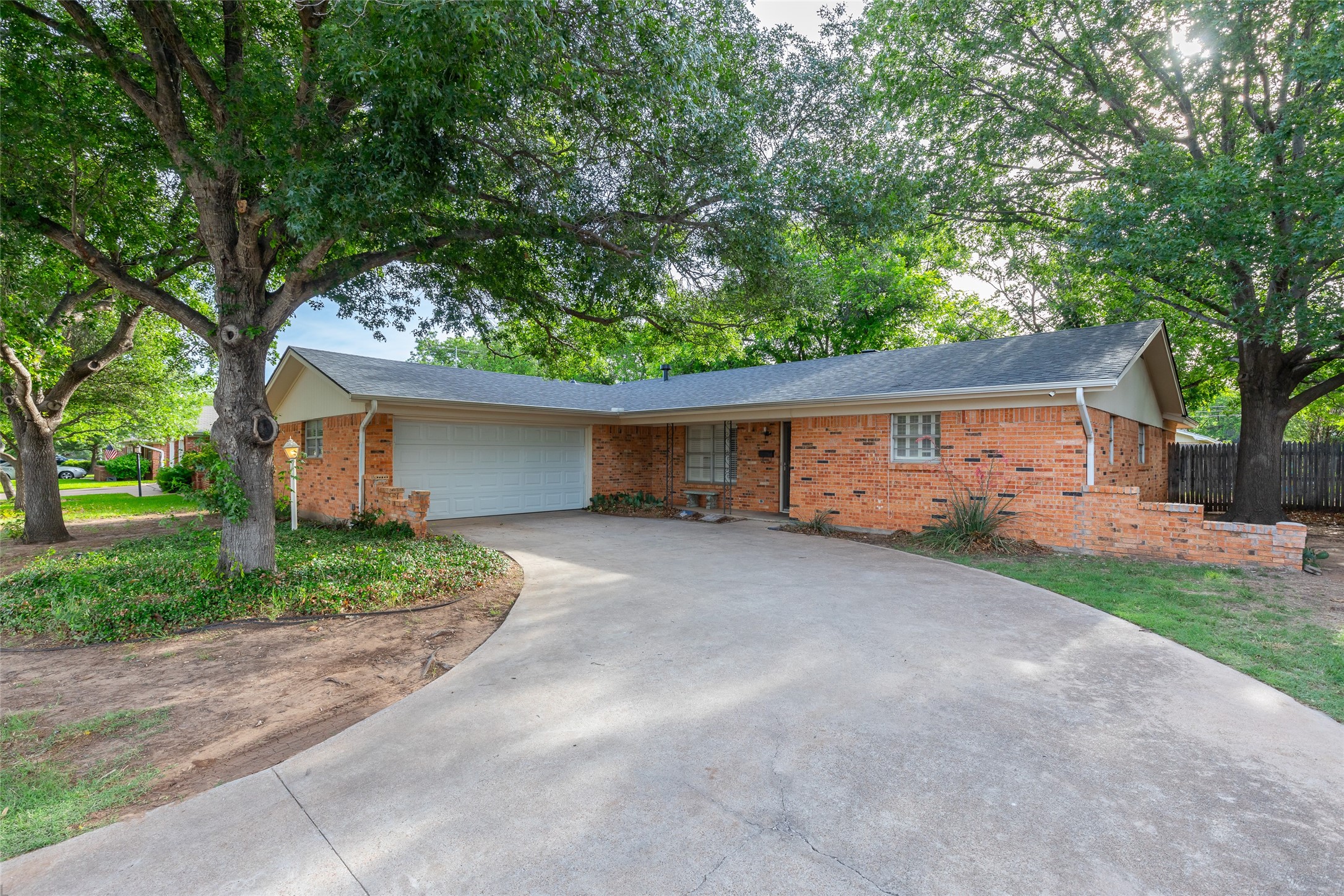 2833 Shepherd Street Abilene TX 79605