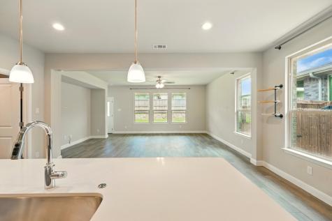 524 Big Horn Pass Denton TX 76210
