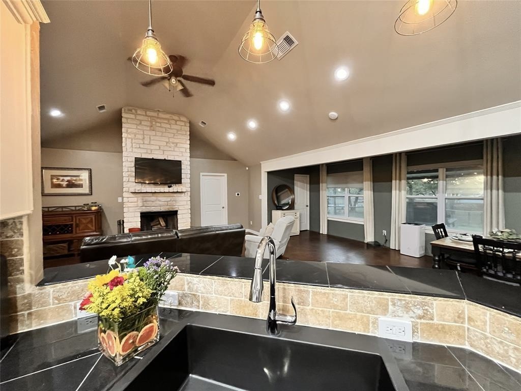 420 Sessums Road Springtown TX 76082
