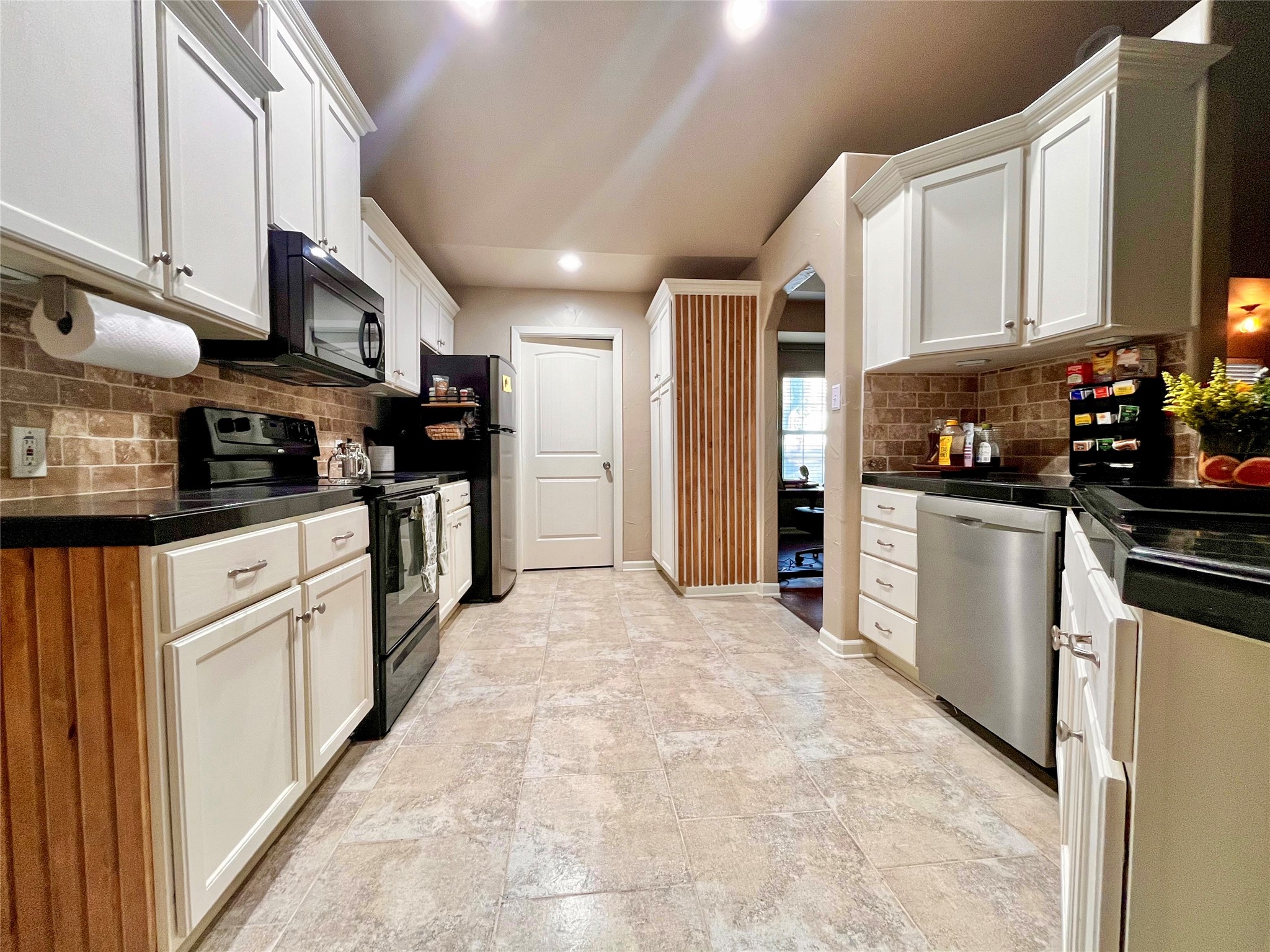 420 Sessums Road Springtown TX 76082