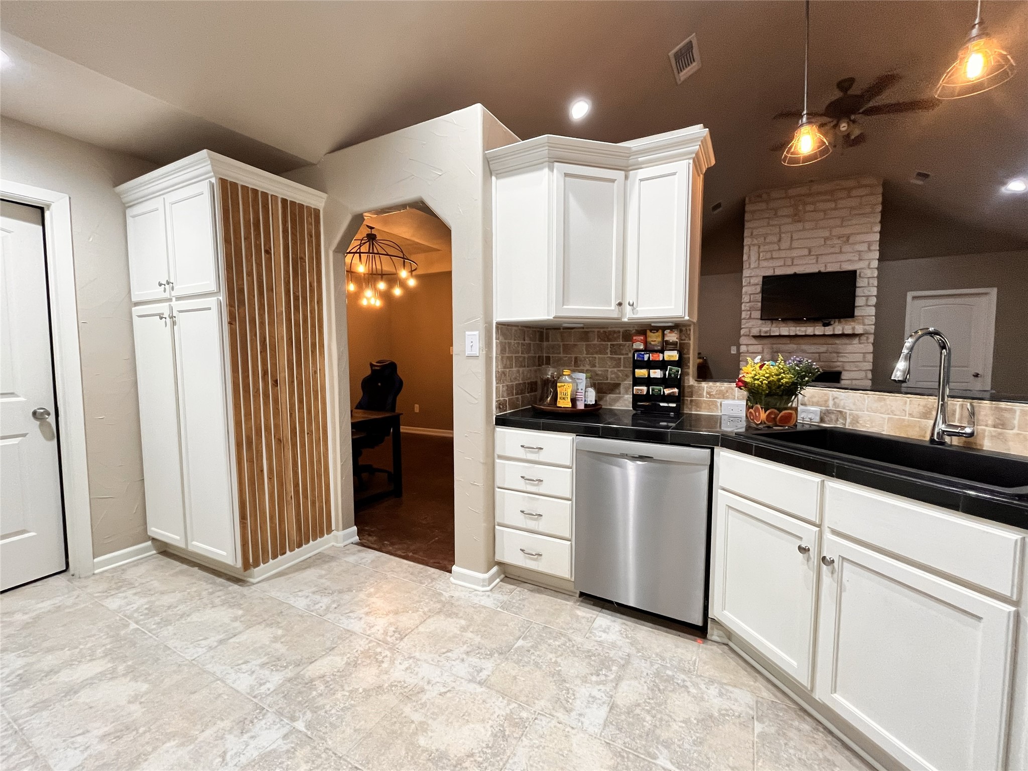 420 Sessums Road Springtown TX 76082