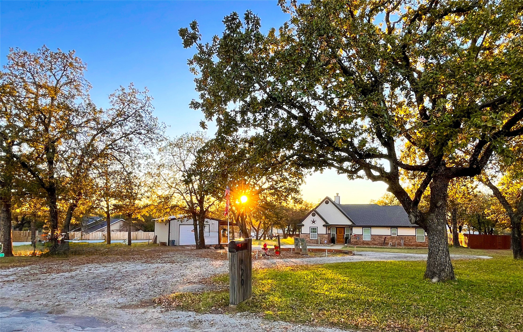 420 Sessums Road Springtown TX 76082