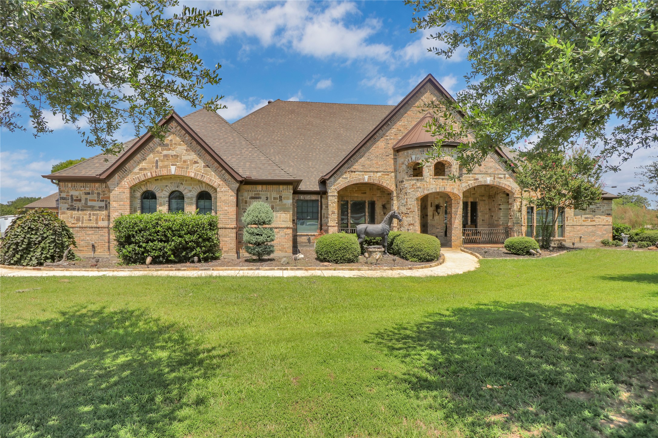 6625 Gehrig Circle Burleson TX 76028