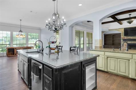 6625 Gehrig Circle Burleson TX 76028