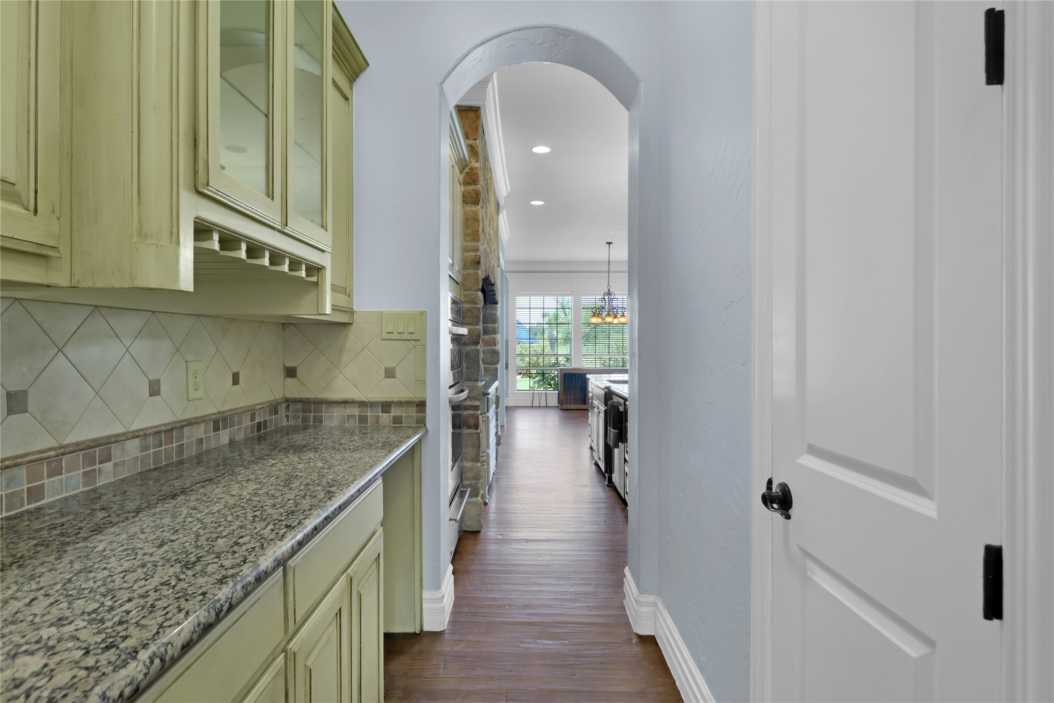 6625 Gehrig Circle Burleson TX 76028