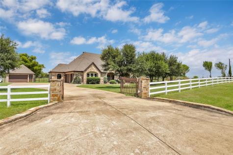 6625 Gehrig Circle Burleson TX 76028