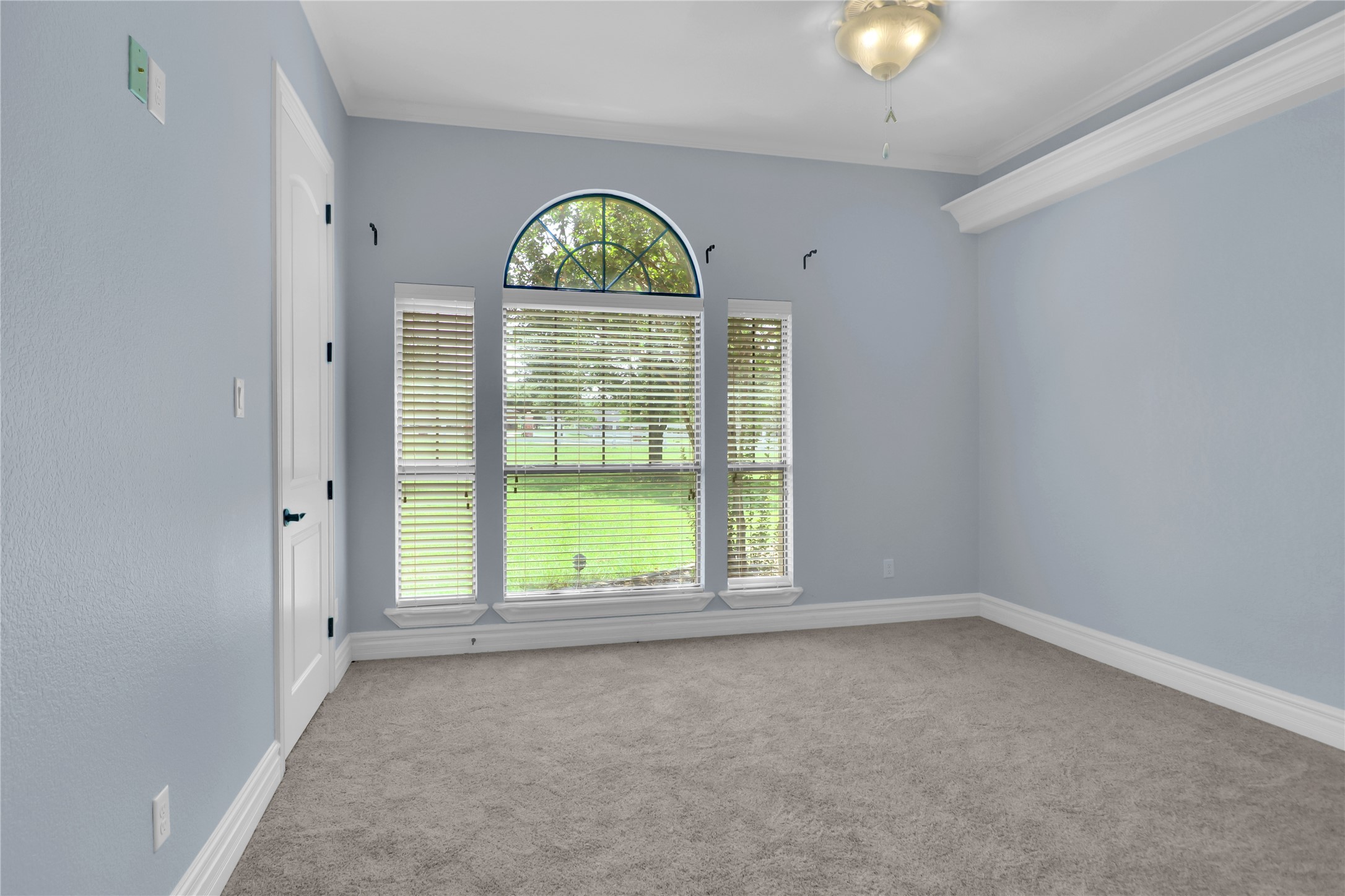 6625 Gehrig Circle Burleson TX 76028