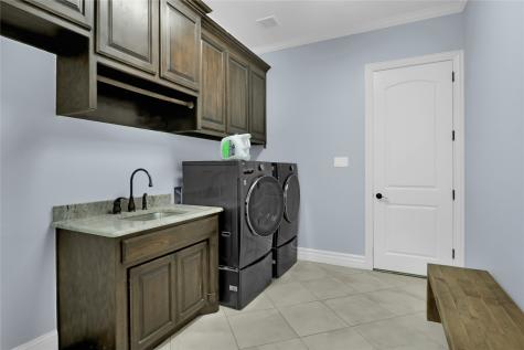 6625 Gehrig Circle Burleson TX 76028