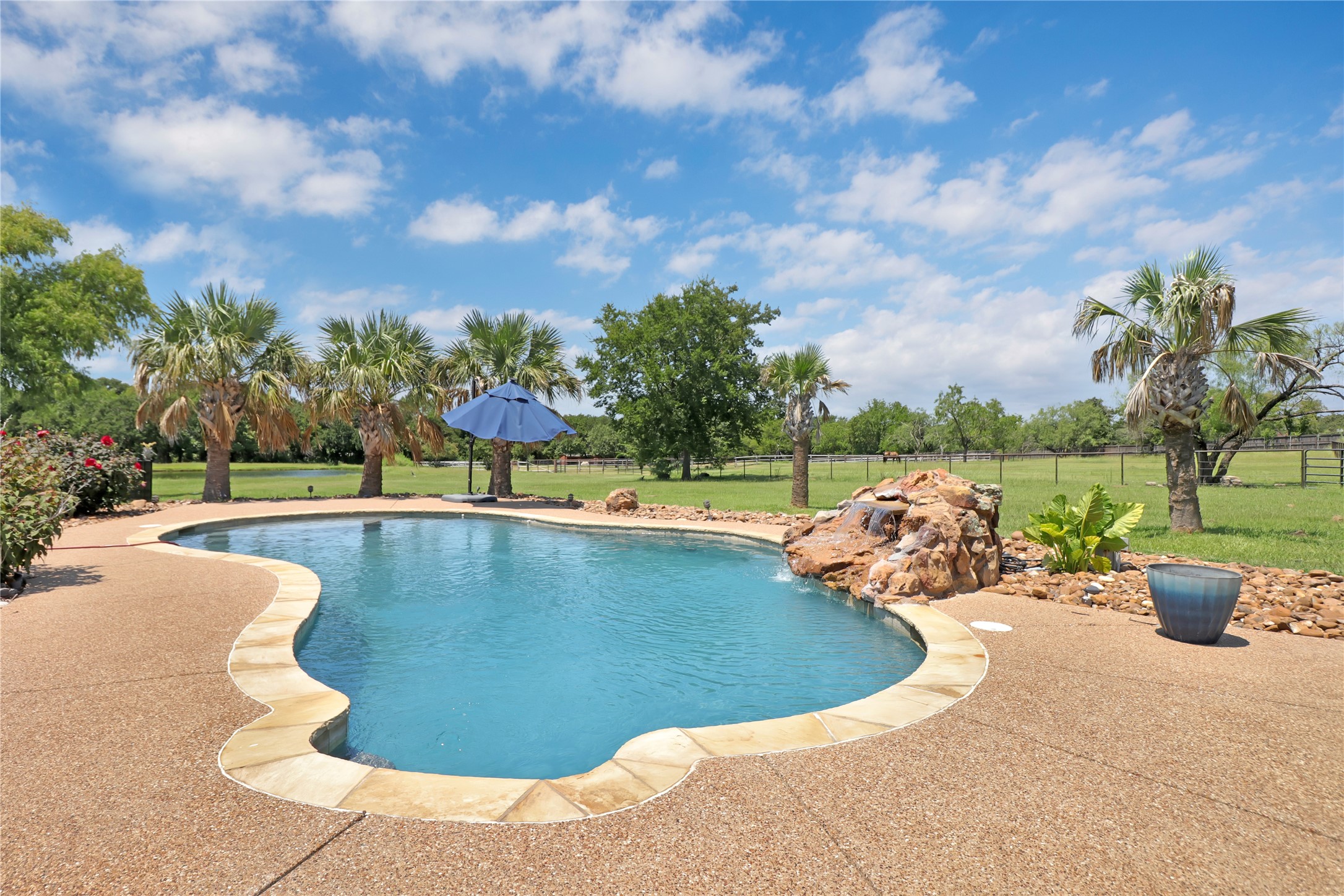 6625 Gehrig Circle Burleson TX 76028