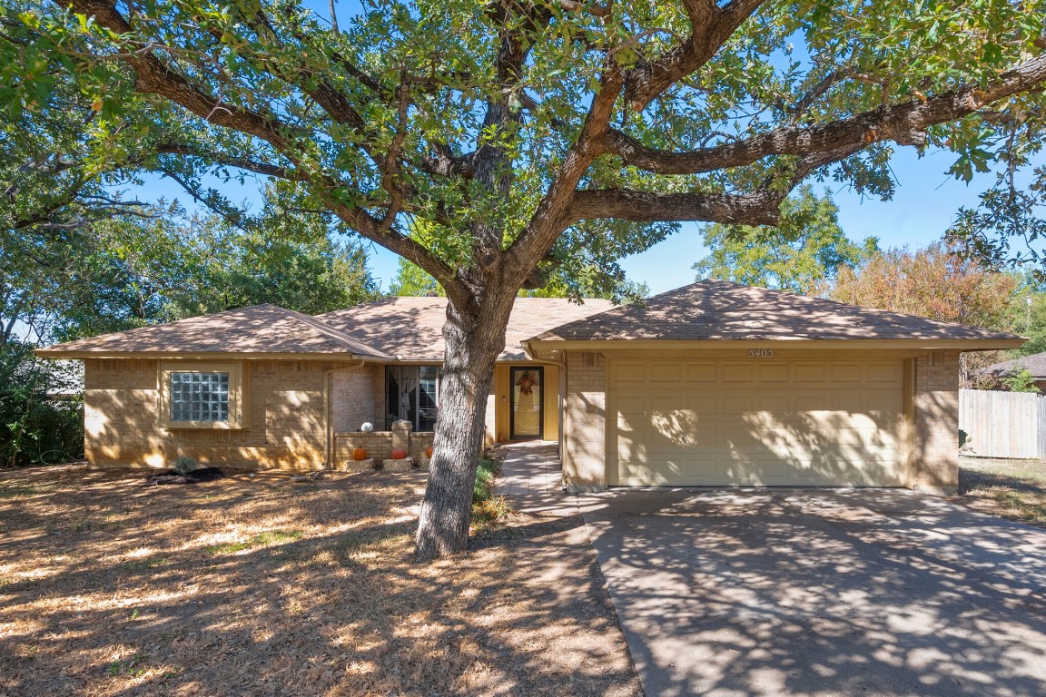 5405 Oak Springs Drive Arlington TX 76016