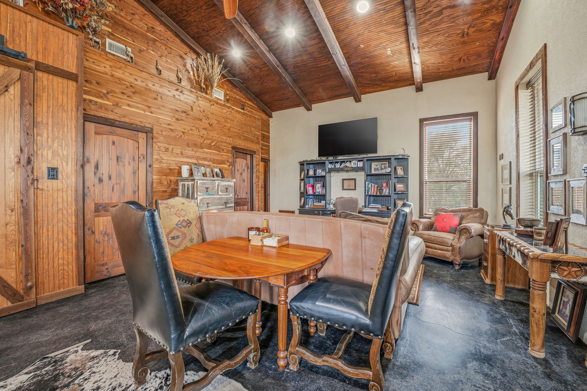 221 Silver Spur Weatherford TX 76087