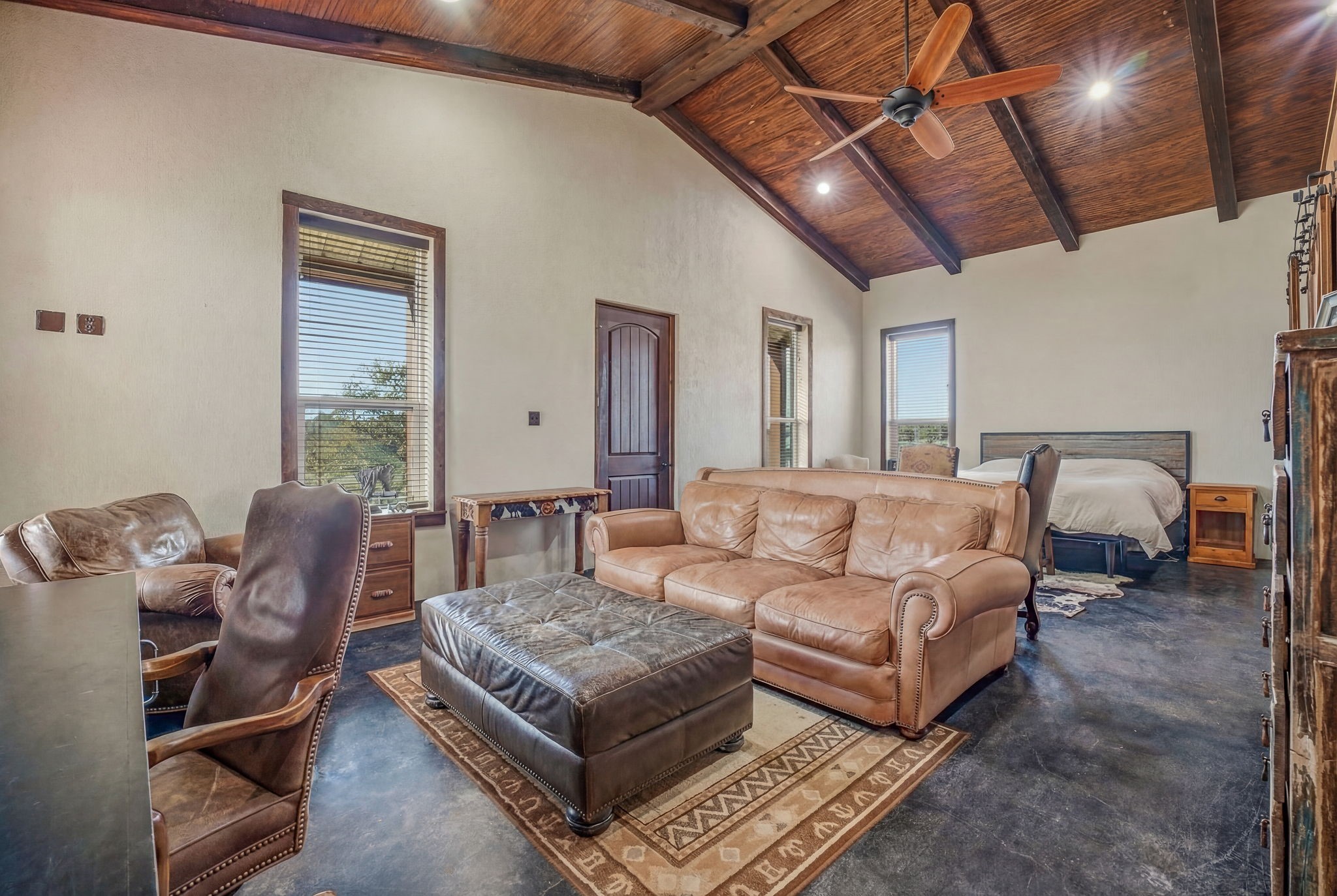 221 Silver Spur Weatherford TX 76087