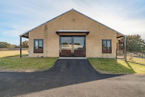 221 Silver Spur Weatherford TX 76087