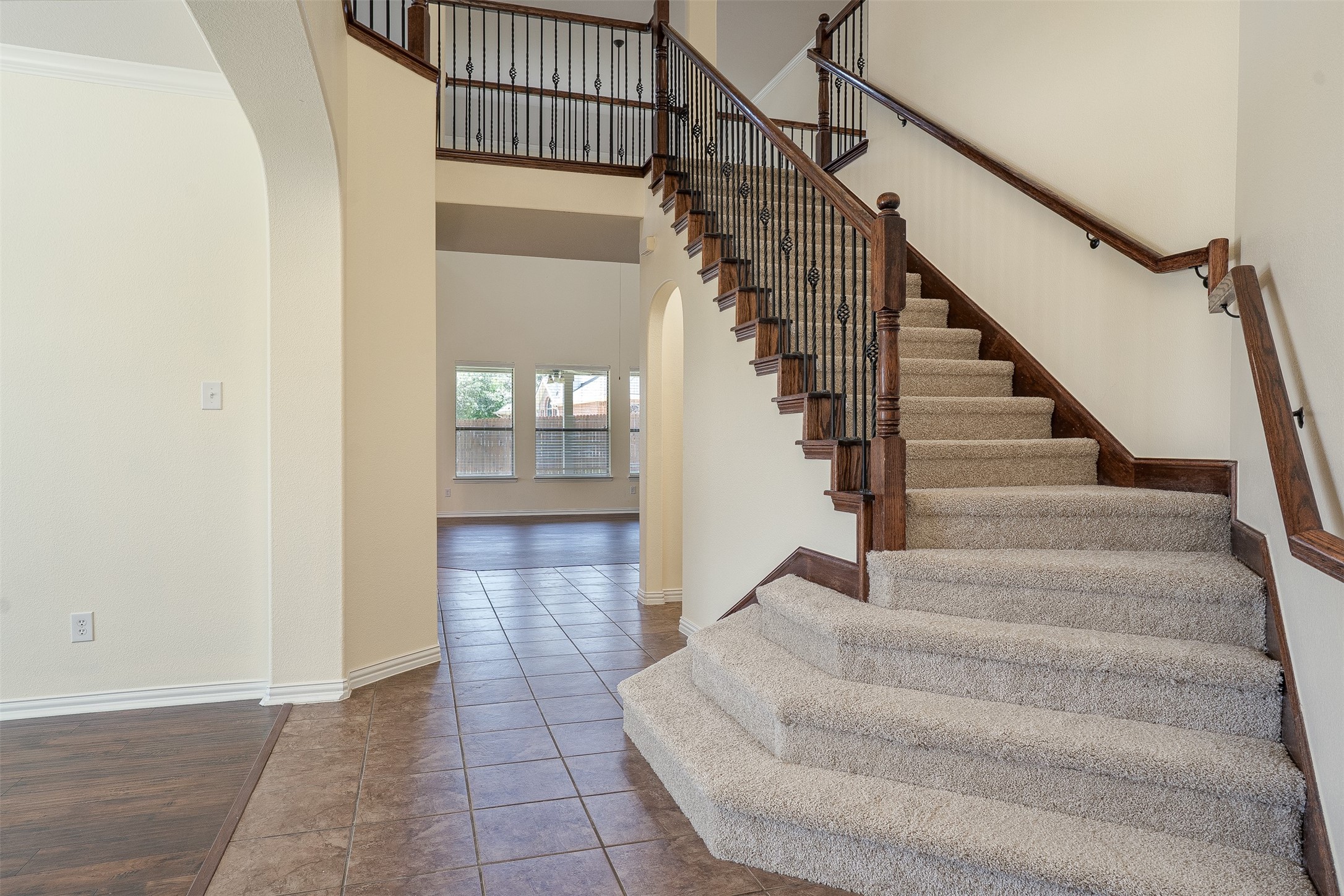 1220 Berkeley Drive Burleson TX 76028