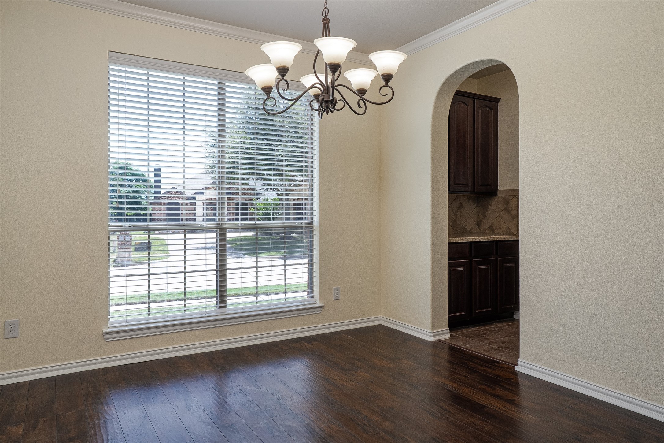 1220 Berkeley Drive Burleson TX 76028