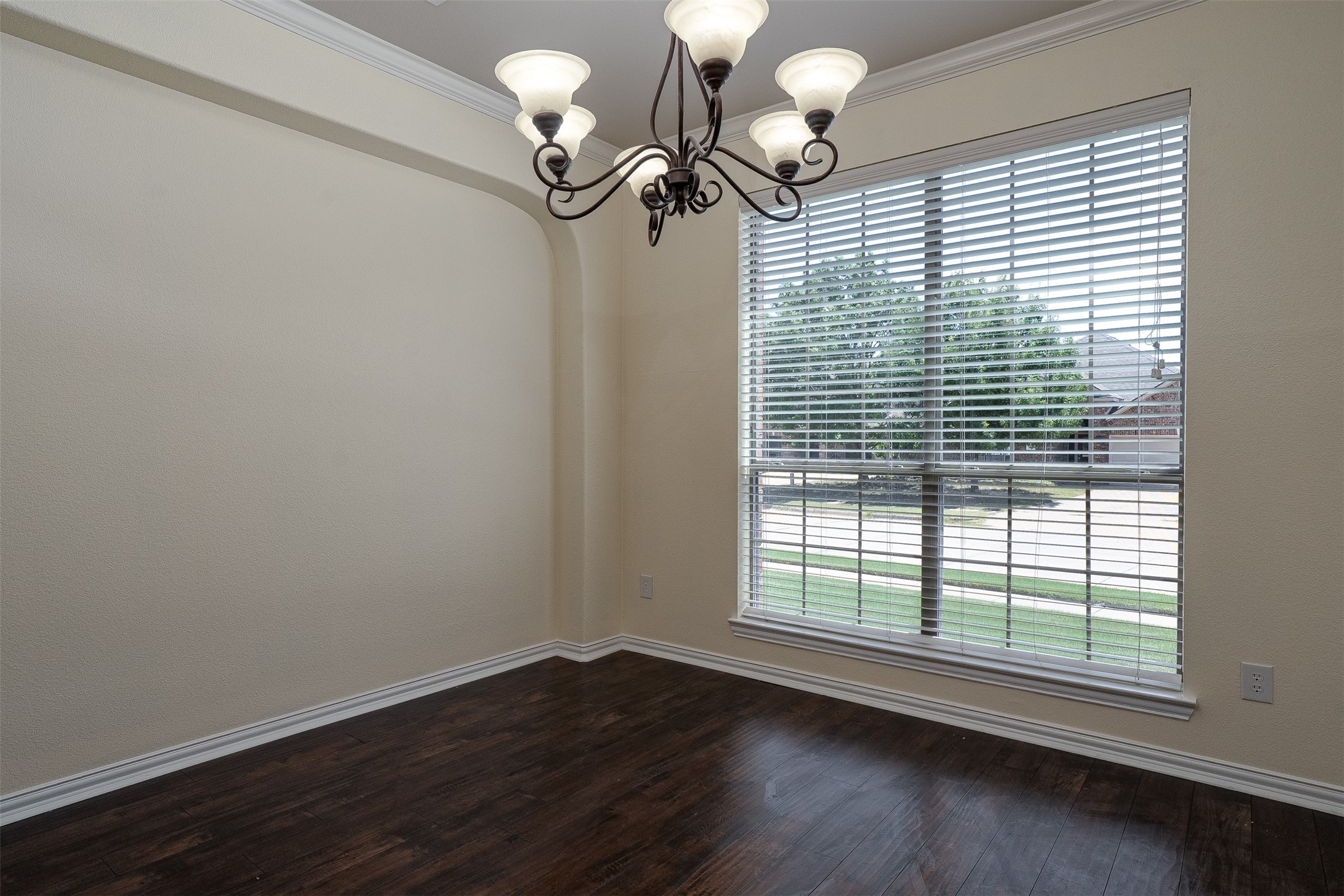 1220 Berkeley Drive Burleson TX 76028