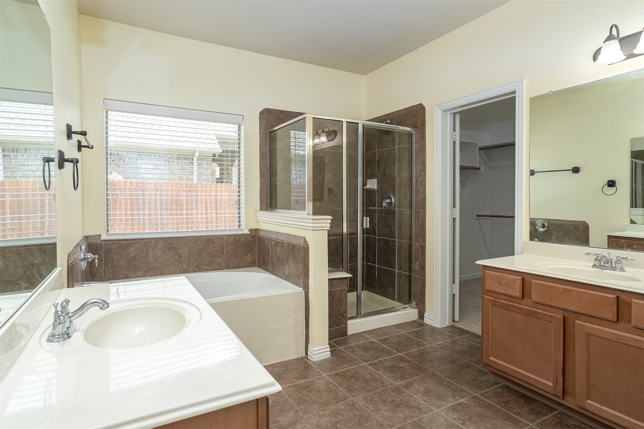 1220 Berkeley Drive Burleson TX 76028