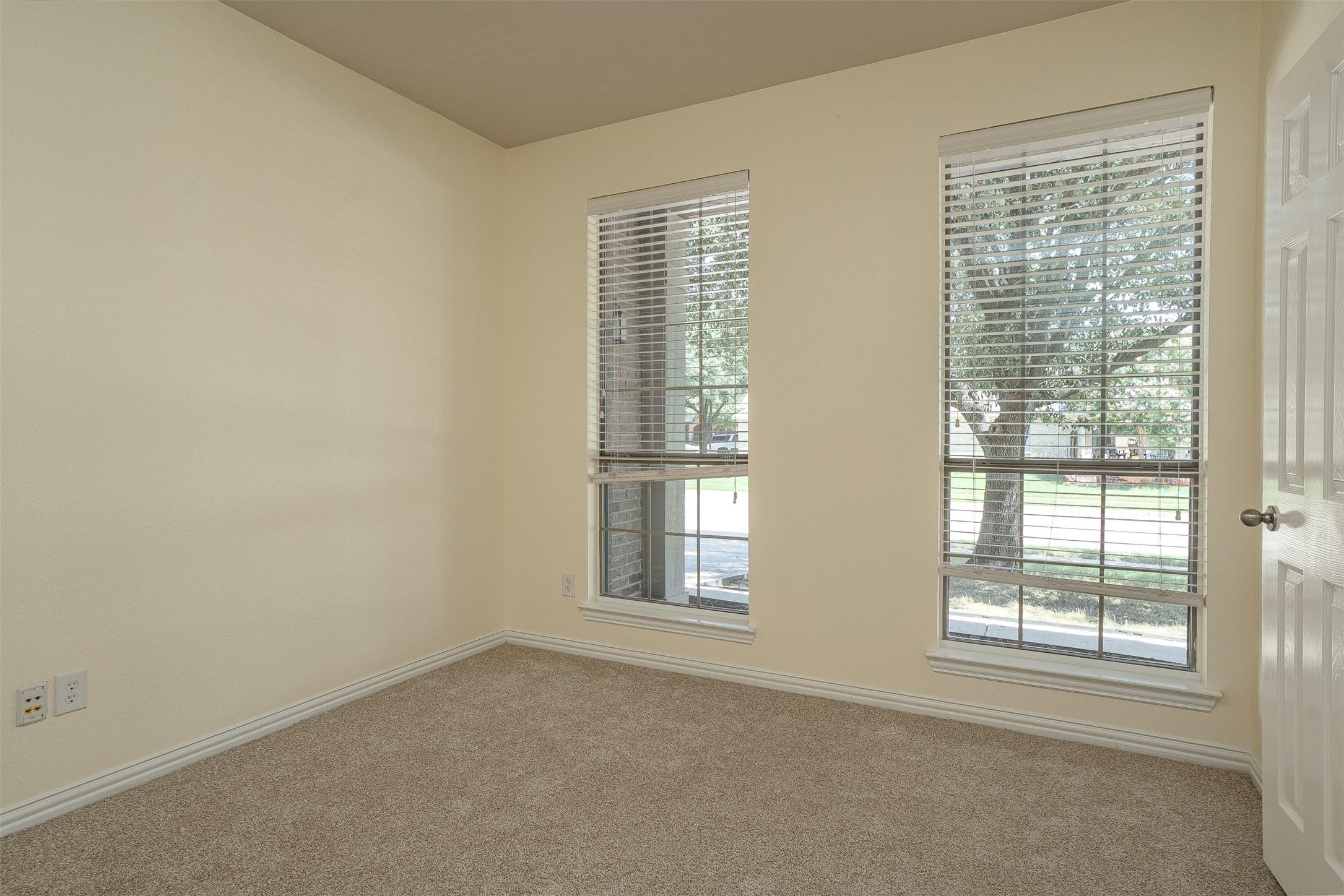 1220 Berkeley Drive Burleson TX 76028