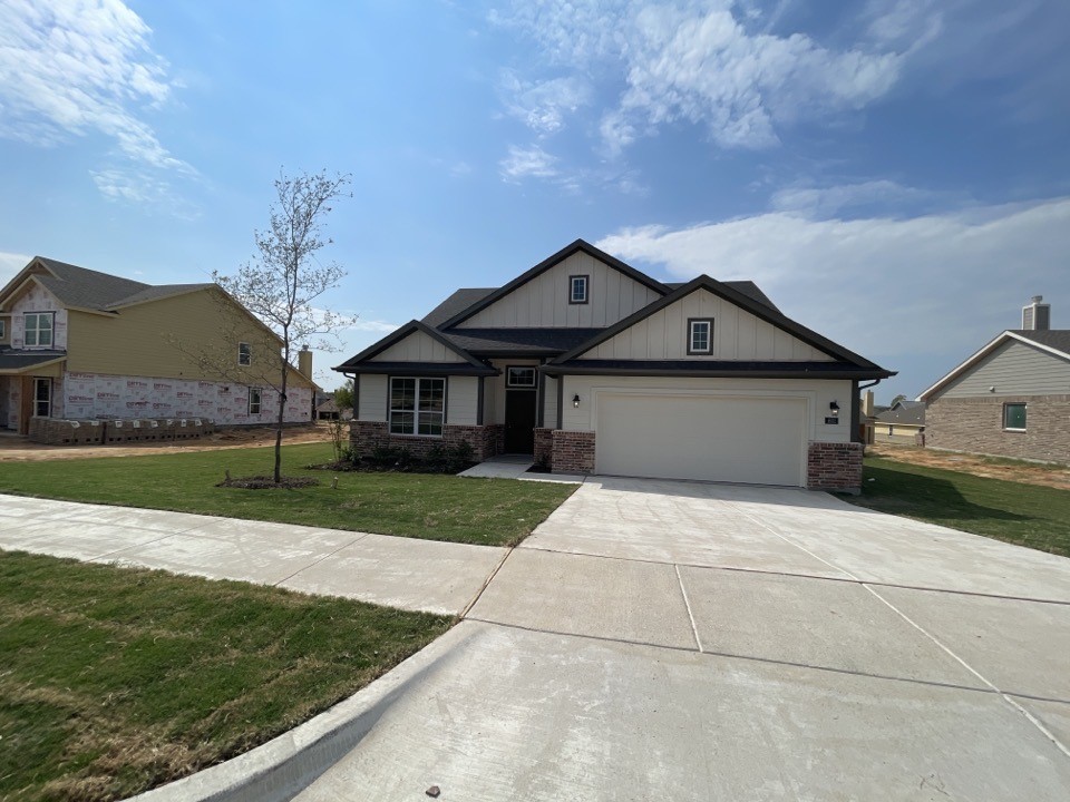 801 Porcupine Drive Springtown TX 76082