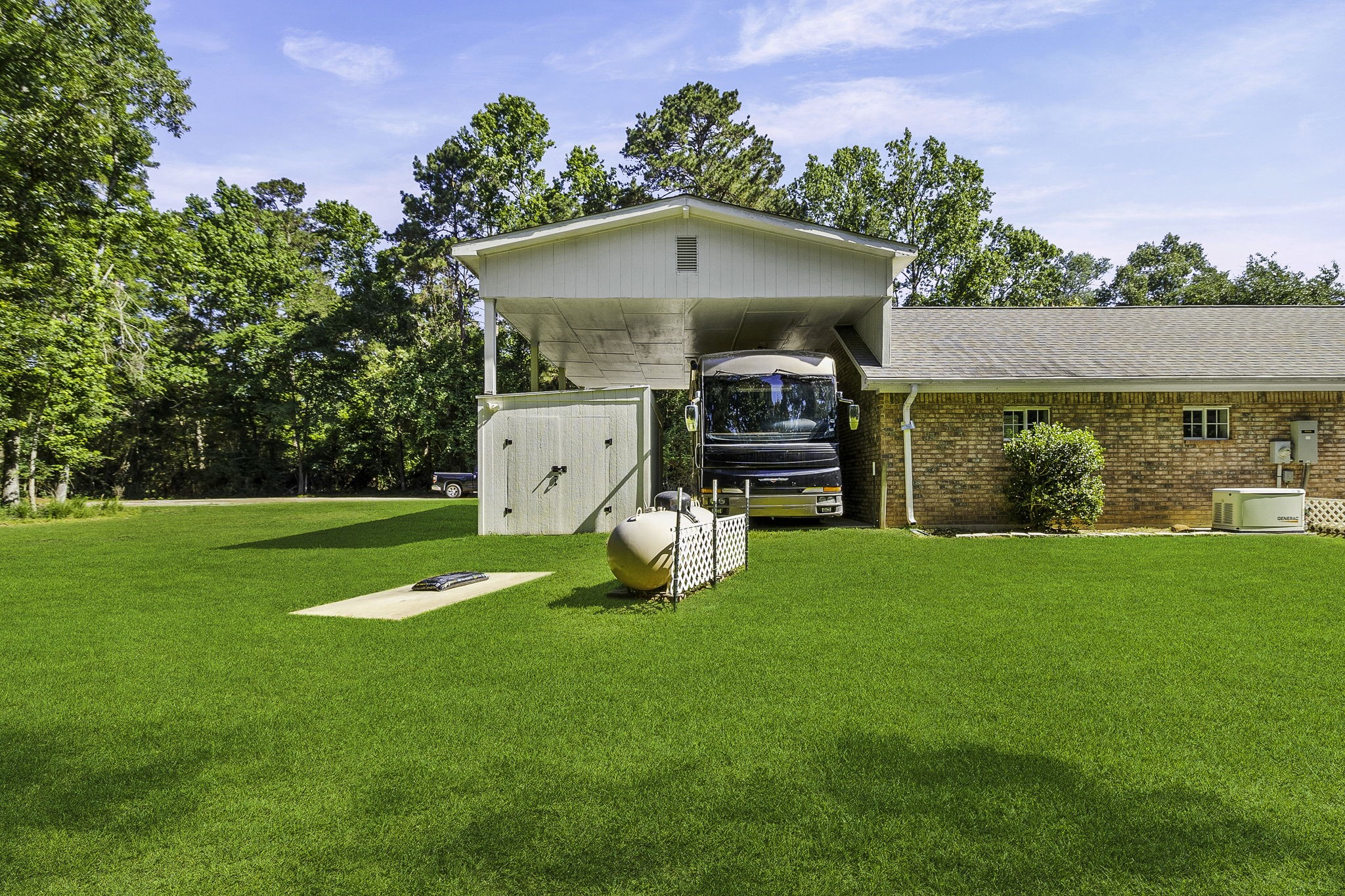17 Cottonwood Road Trinity TX 75862