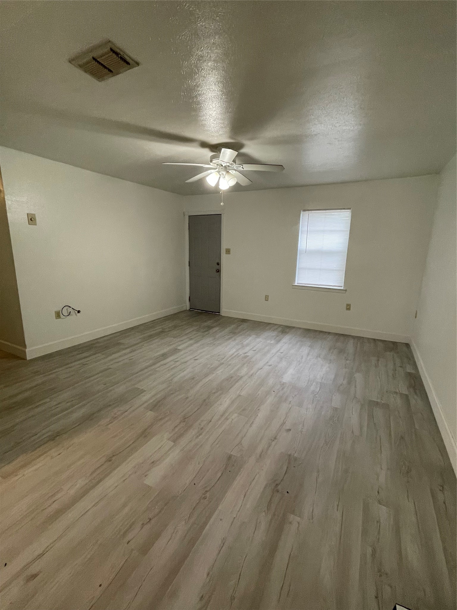 1208 Winkler Street Ennis TX 75119