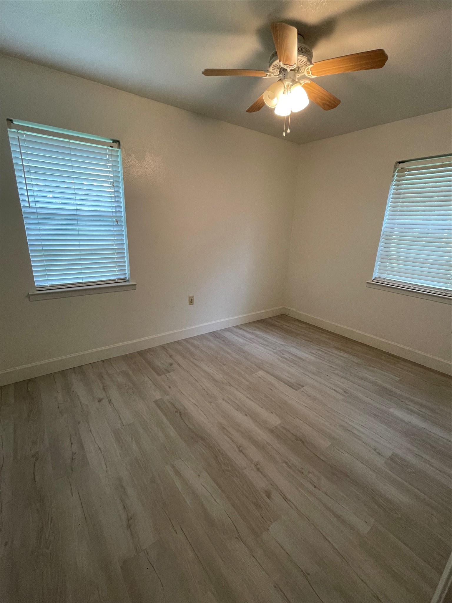 1208 Winkler Street Ennis TX 75119