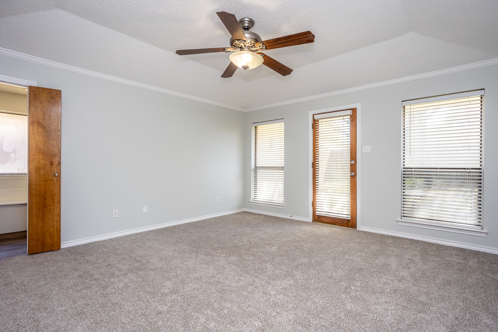 509 Wisterglen Drive Desoto TX 75115