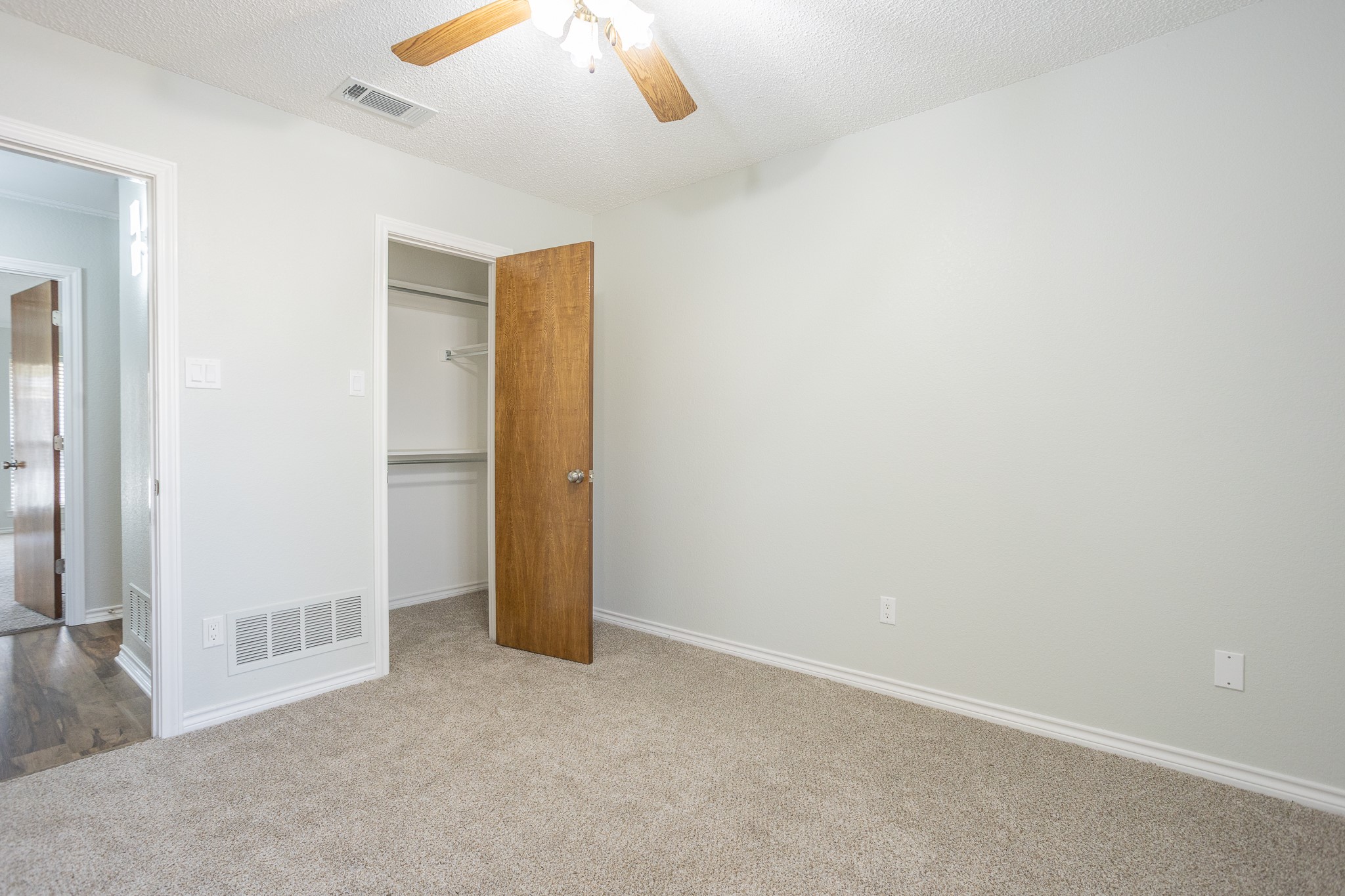 509 Wisterglen Drive Desoto TX 75115