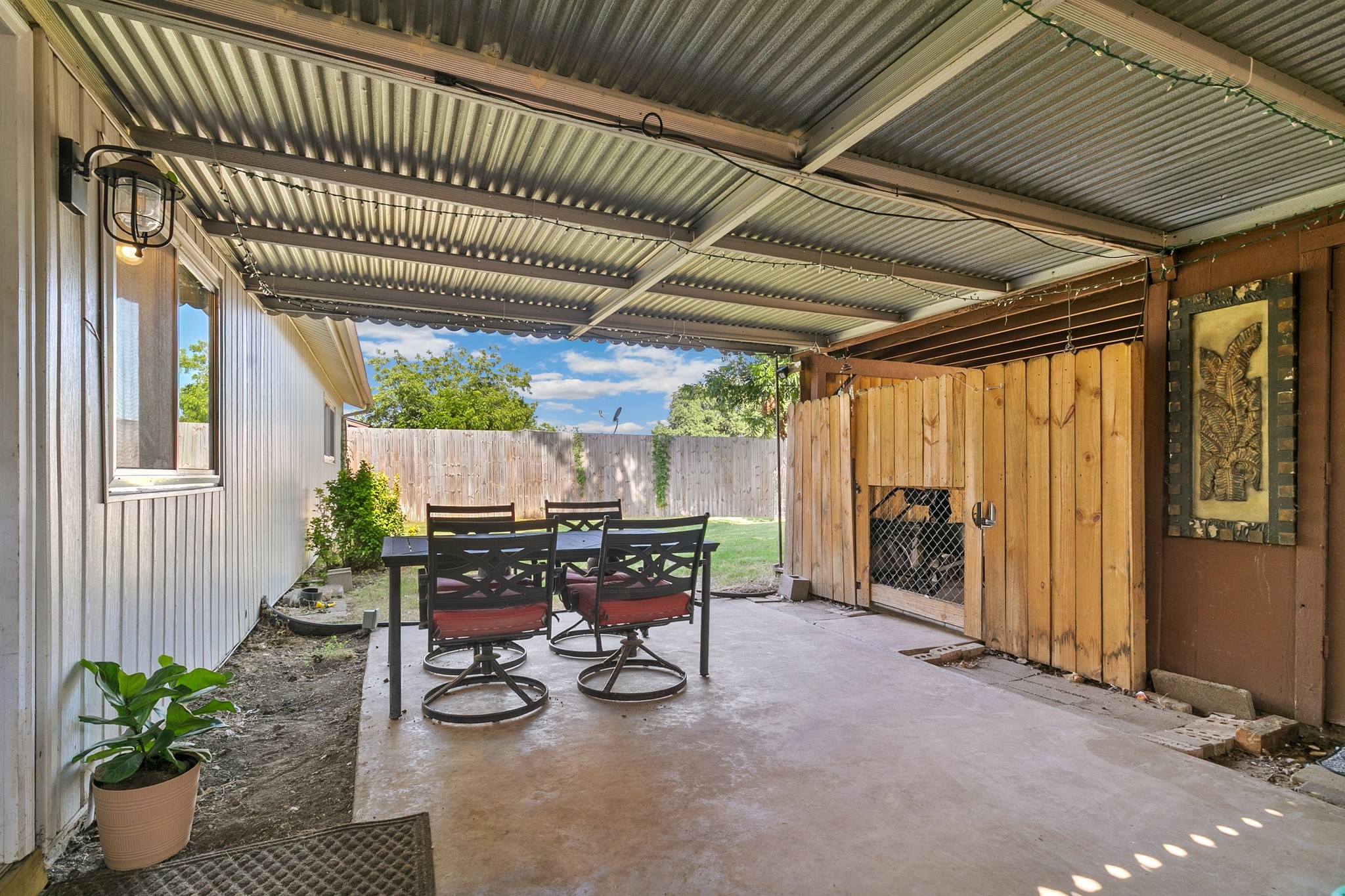 1721 Millwick Street Garland TX 75044