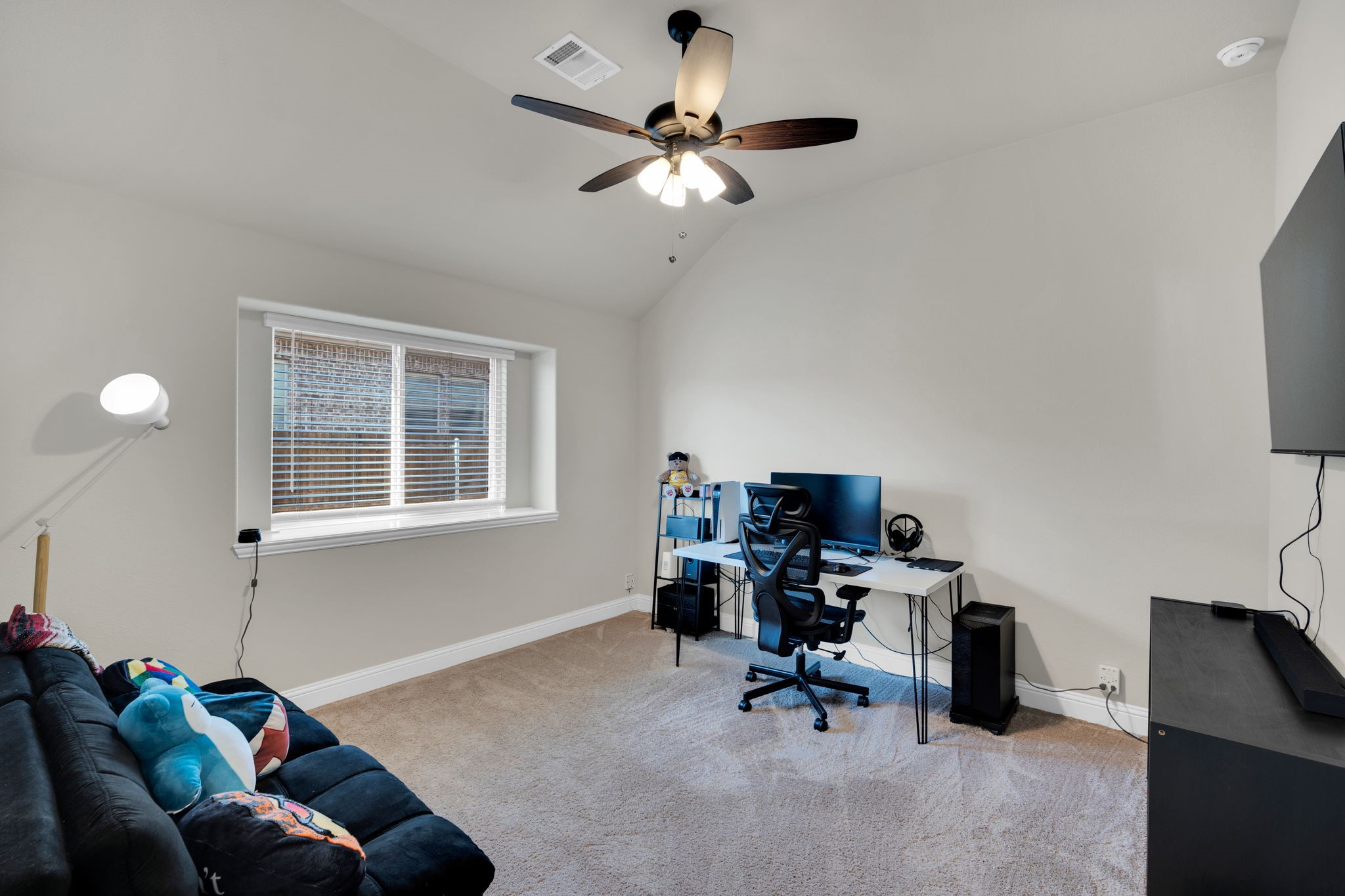 208 Claywood Drive Glenn Heights TX 75154
