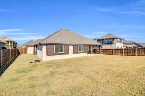 208 Claywood Drive Glenn Heights TX 75154