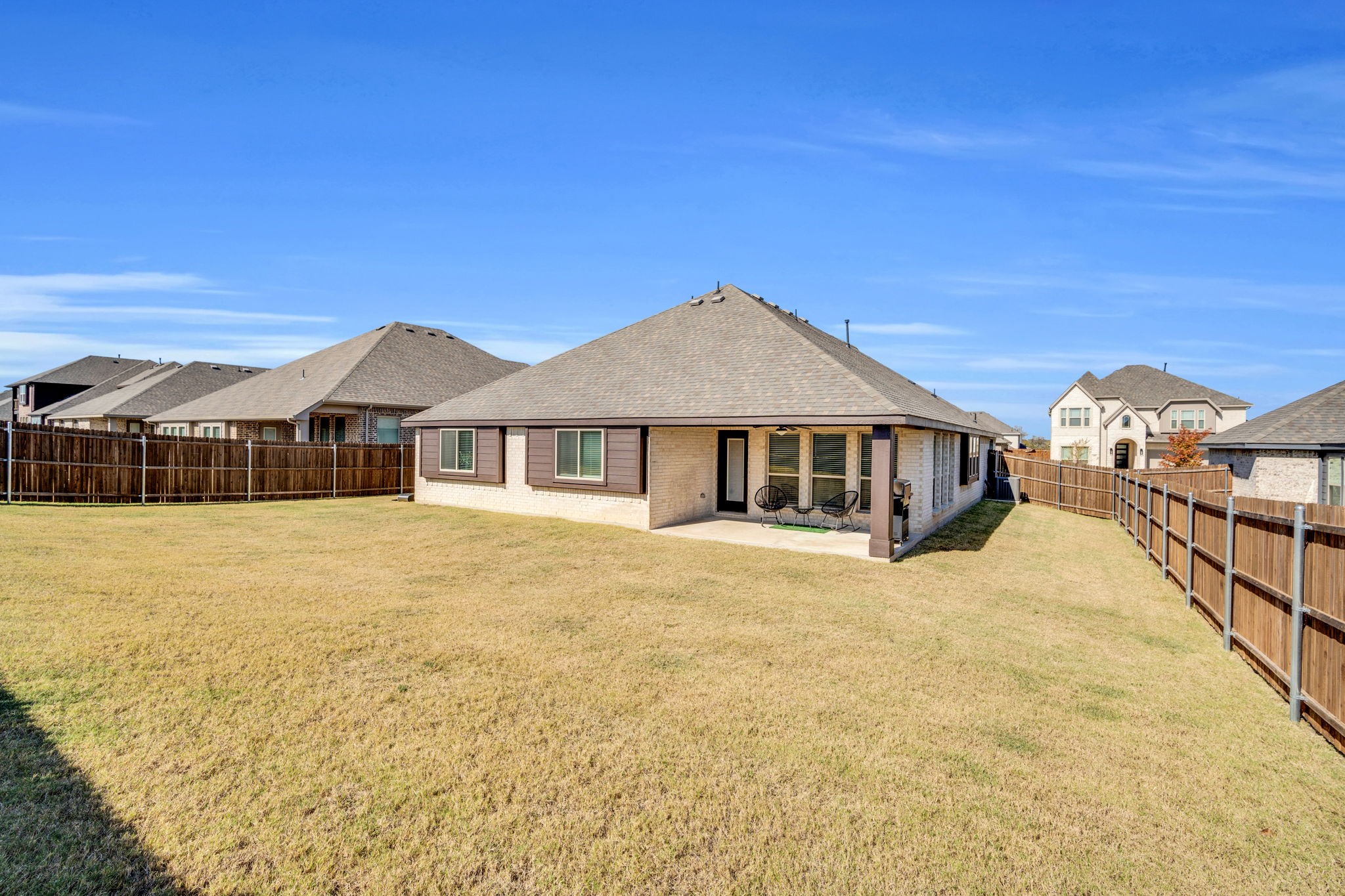 208 Claywood Drive Glenn Heights TX 75154