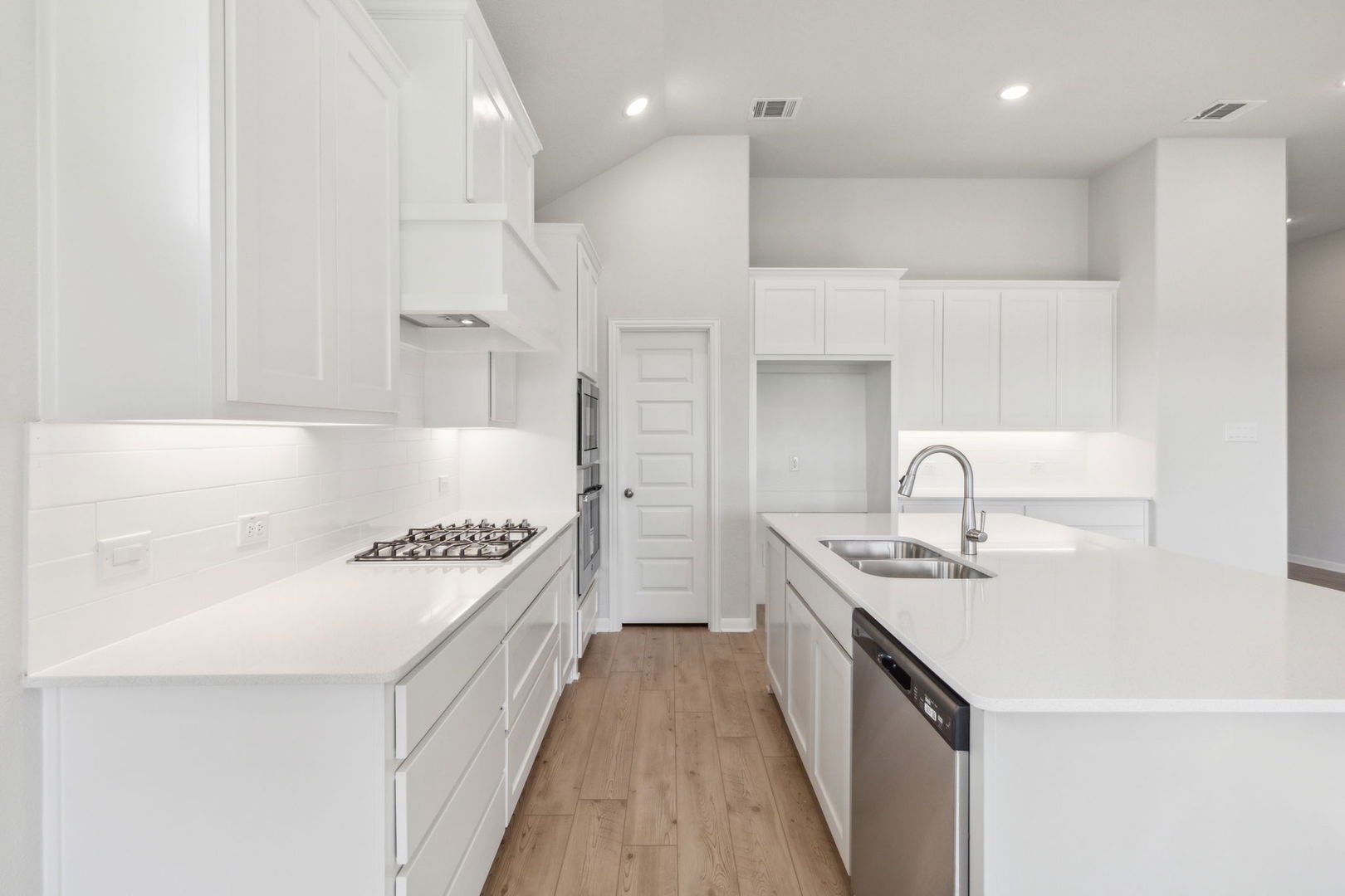 1423 Golden Meadow Drive Van Alstyne TX 75495