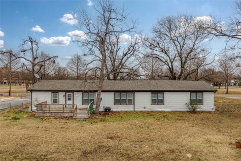 903 Lynn Street Bonham TX 75418