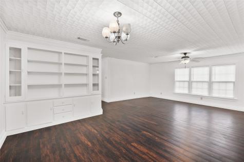 903 Lynn Street Bonham TX 75418